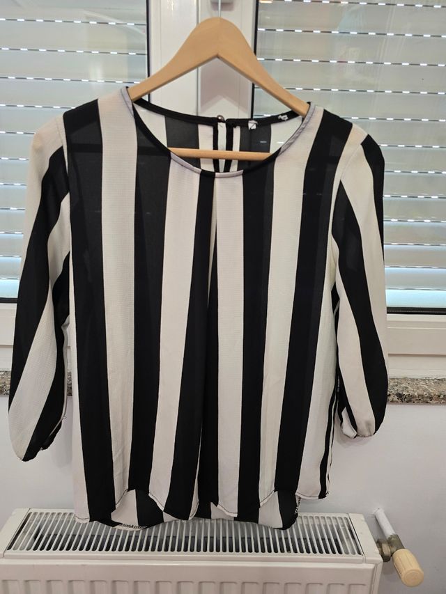 Lote 2 camisas mujer: negra & azul