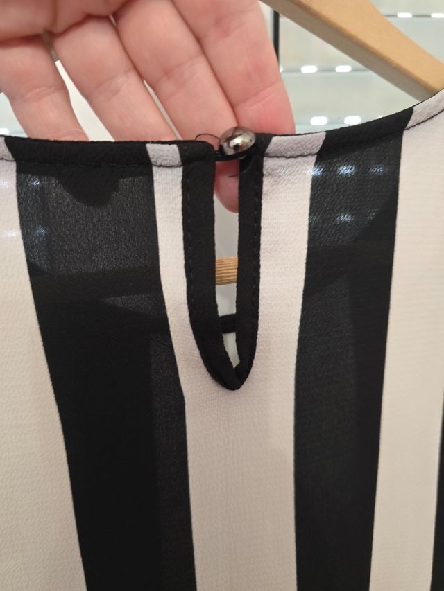 Lote 2 camisas mujer: negra & azul