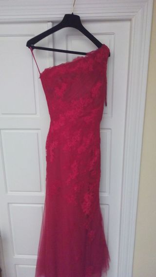 Vestido Pronovias rojo fiesta