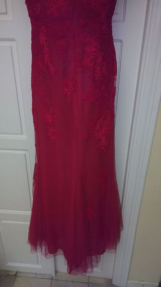 Vestido Pronovias rojo fiesta