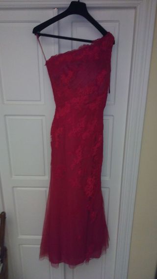 Vestido Pronovias rojo fiesta