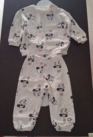 Chándal Minnie Mouse 12-18 meses
