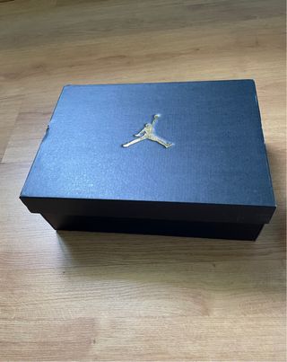 Jordan Max Aura 5 - Scarpe Rosa e Bianche