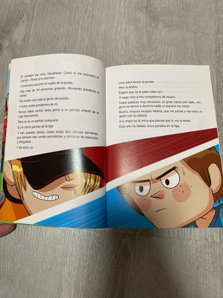 Los Futbolísimos 1: El misterio de los árbitros...