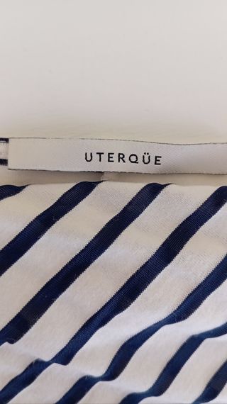 Camiseta rayas azul marino-blanco. Uterqüe.