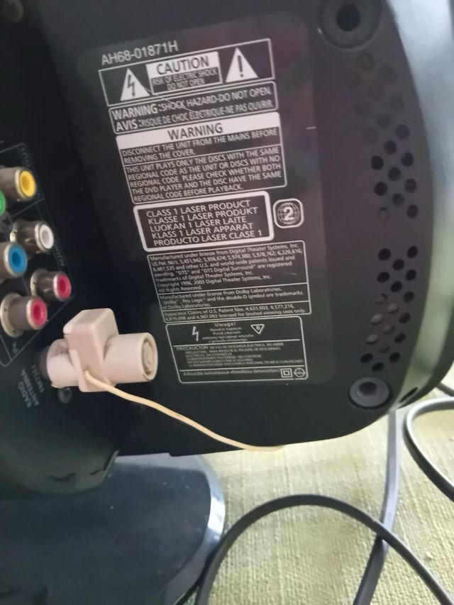 Samsung Stereo CD - Home Theatre