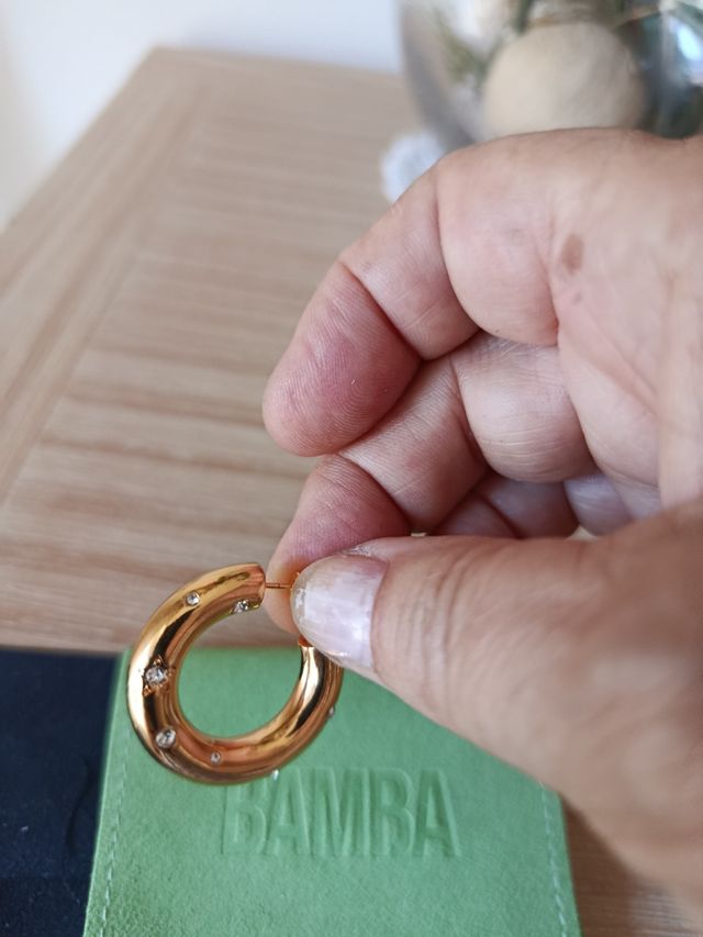 Aros dorados BAMBA,sin estrenar. Baño de oro