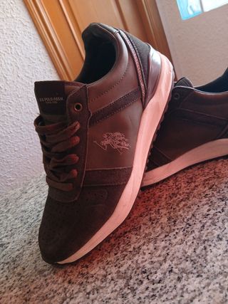 Zapatillas U.S. Polo Assn. marrón