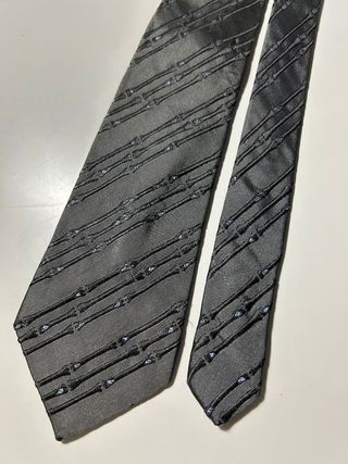 Corbata Loewe gris oscura