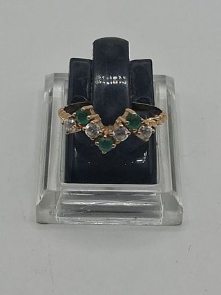 Anillo pico verde de oro 18k ,1,36gr Ref .G-037.