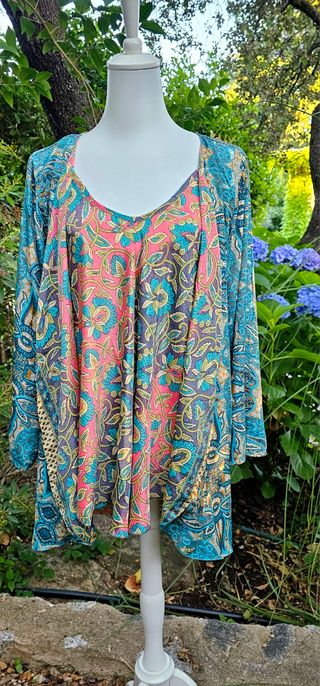 Conjunto top y chaqueta overall reversible paisley