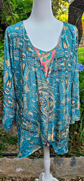Conjunto top y chaqueta overall reversible paisley