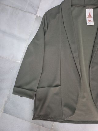 Blazer  verde-militar corto