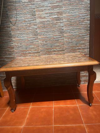 Mesa de salon(comedor)
