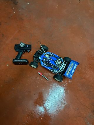 Coche RC gasolina Swatch