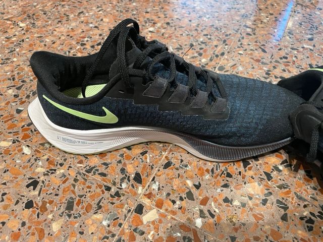 Zapatillas Nike Pegasus 37 - Negras/Verdes