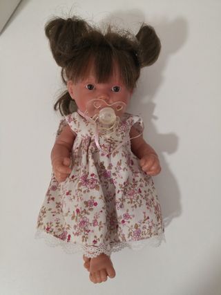 Muñeca bebé perfumada