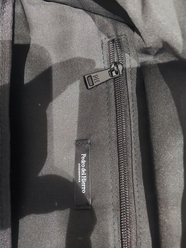 MOCHILA + FUNDA PORTAIL PEDRO DEL HIERRO EDICION E