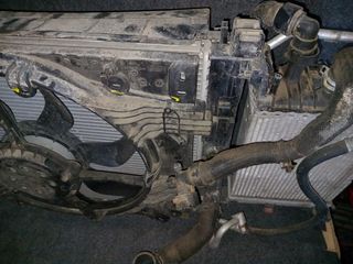 Frontal con radiadores Dacia Lodgy 2020