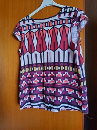 Blusa geometrica rossa e viola Tg S