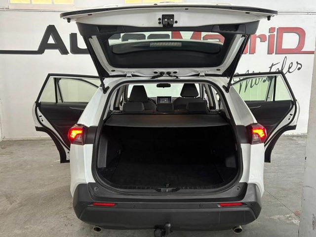 Toyota Rav4 2.5l 220H Business 4WD