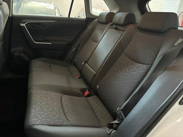 Toyota Rav4 2.5l 220H Business 4WD