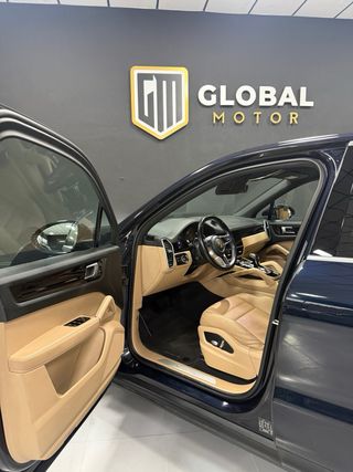 Porsche Cayenne 2020