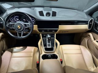 Porsche Cayenne 2020