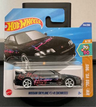 Hot Wheels Nissan Skyline GT-R