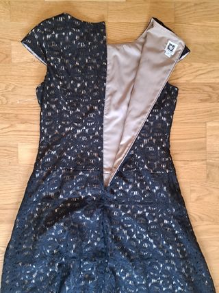 Vestido encaje negro beige