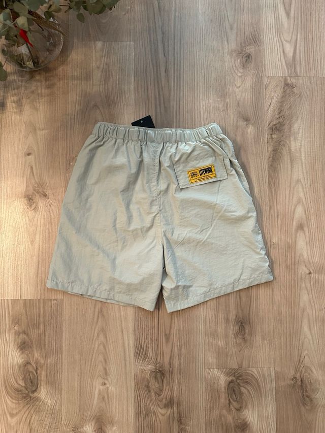 Shorts Corteiz Gris