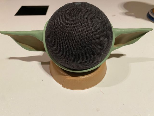 Amazon Echo Dot 4ª Gen. Yoda