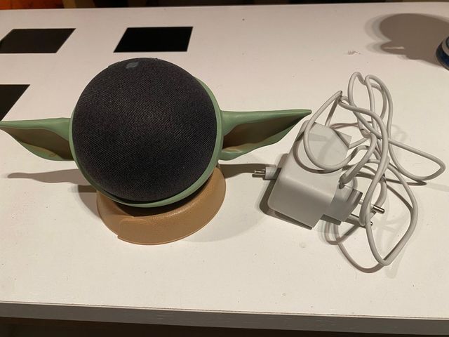 Amazon Echo Dot 4ª Gen. Yoda