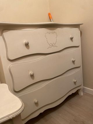 Comodino e cassettiera shabby chic