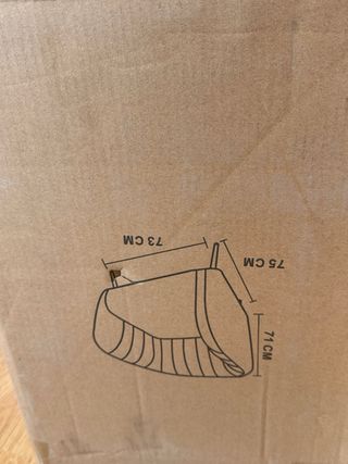 Sillón Menzzo-es beige terciopelo