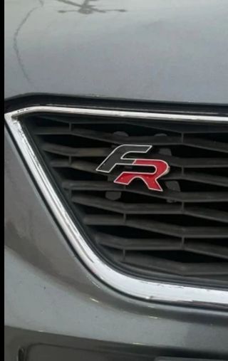 LOGO FR REJILLA DELANTERA EMBLEMA FR 