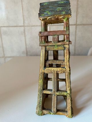 Torre acquario decorativa