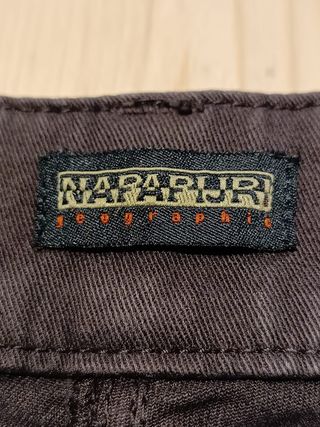 Pantaloni uomo Napapijri originali – stile casual