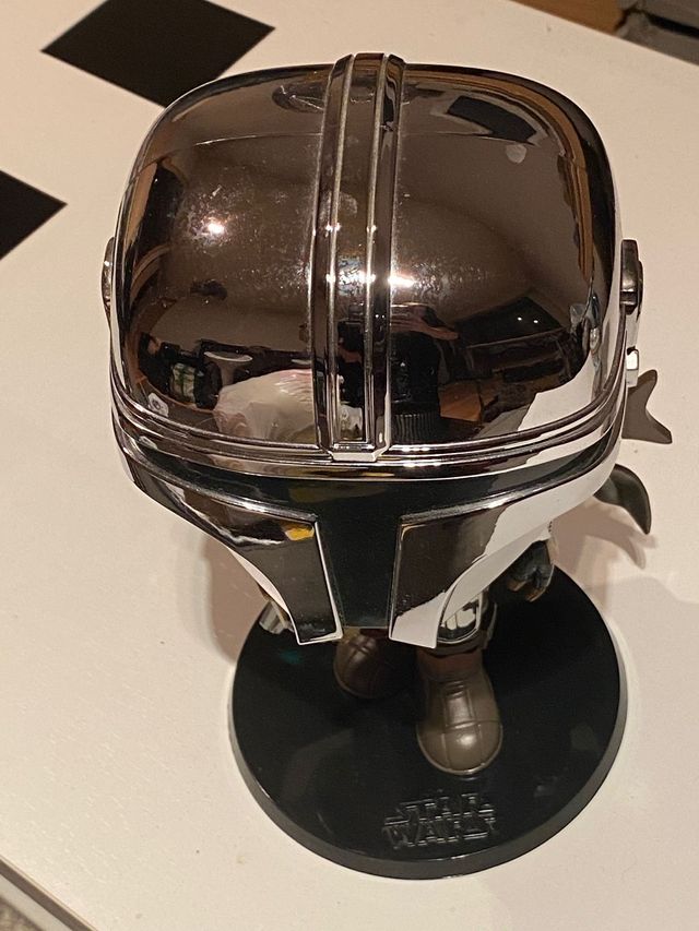 Funko Pop! Mandalorian Chrome