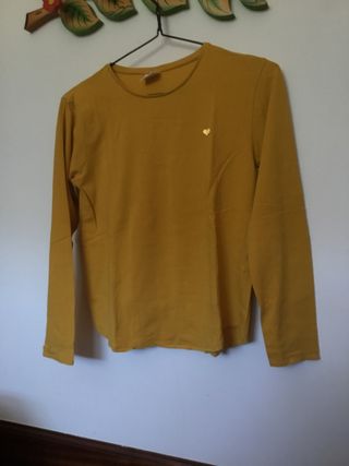Camiseta manga larga dorada