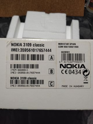 Nokia 3109 Classic - móvil negro y plata