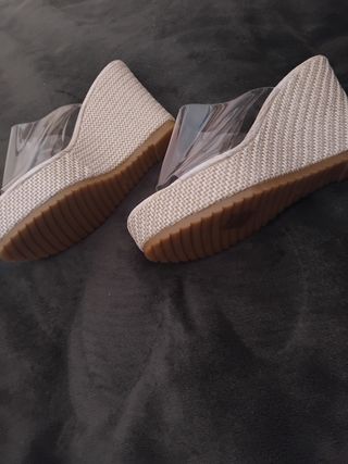 Sandalias cuña shein beige