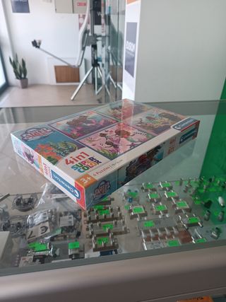 Puzzle Clementoni Ariel 4 em 1