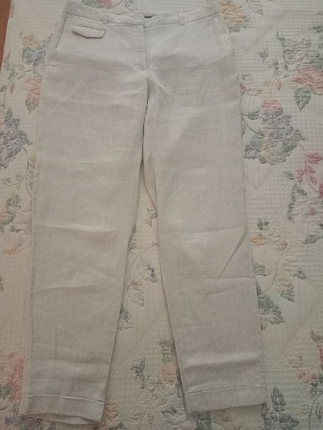 Pantalón Zara Basic beige talla 40