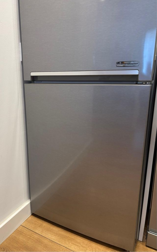 Nevera Beko Combi acero inoxidable