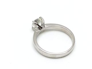 sortija oro 18k con diamante de laboratorio