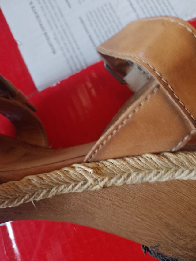 Pikolinos cuña verano marrones