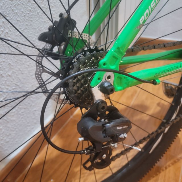 Bicicleta de montaña WST Poison 29"