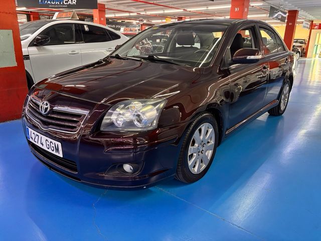 TOYOTA AVENSIS Sol 2008 158.000km Etiqueta C