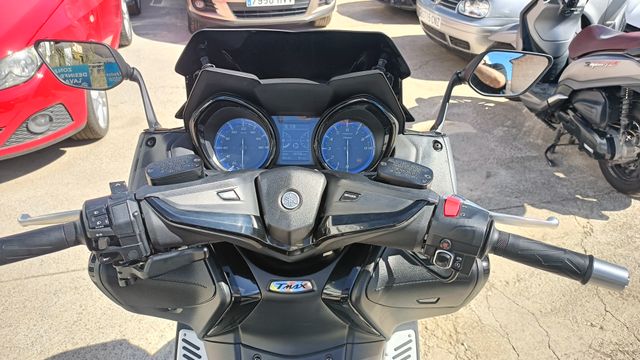 YAMAHA T-MAX 530 2019